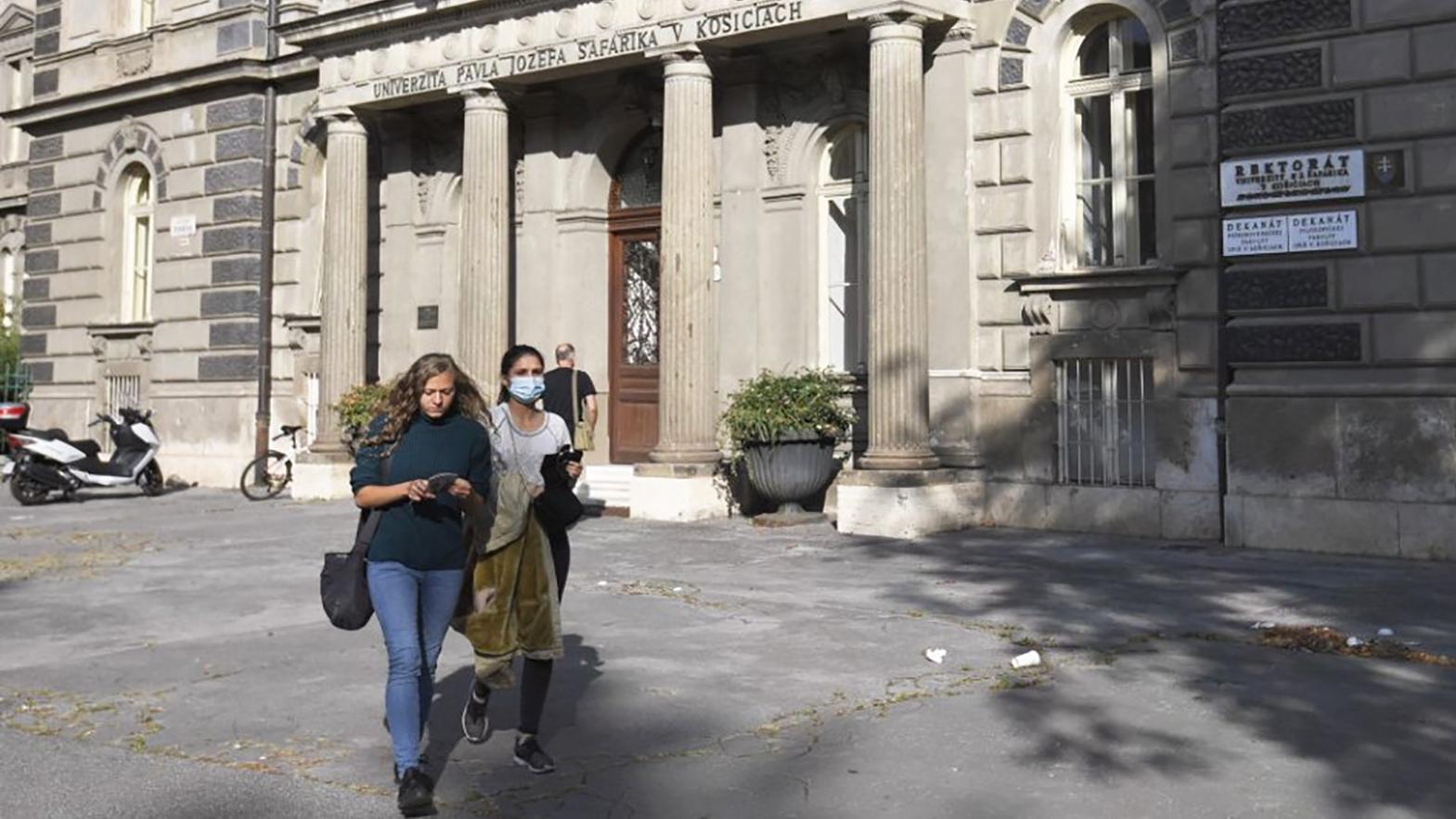 Na klinickej štúdii na protilátky sa za prvý týždeň zúčastnilo 6300 ľudí