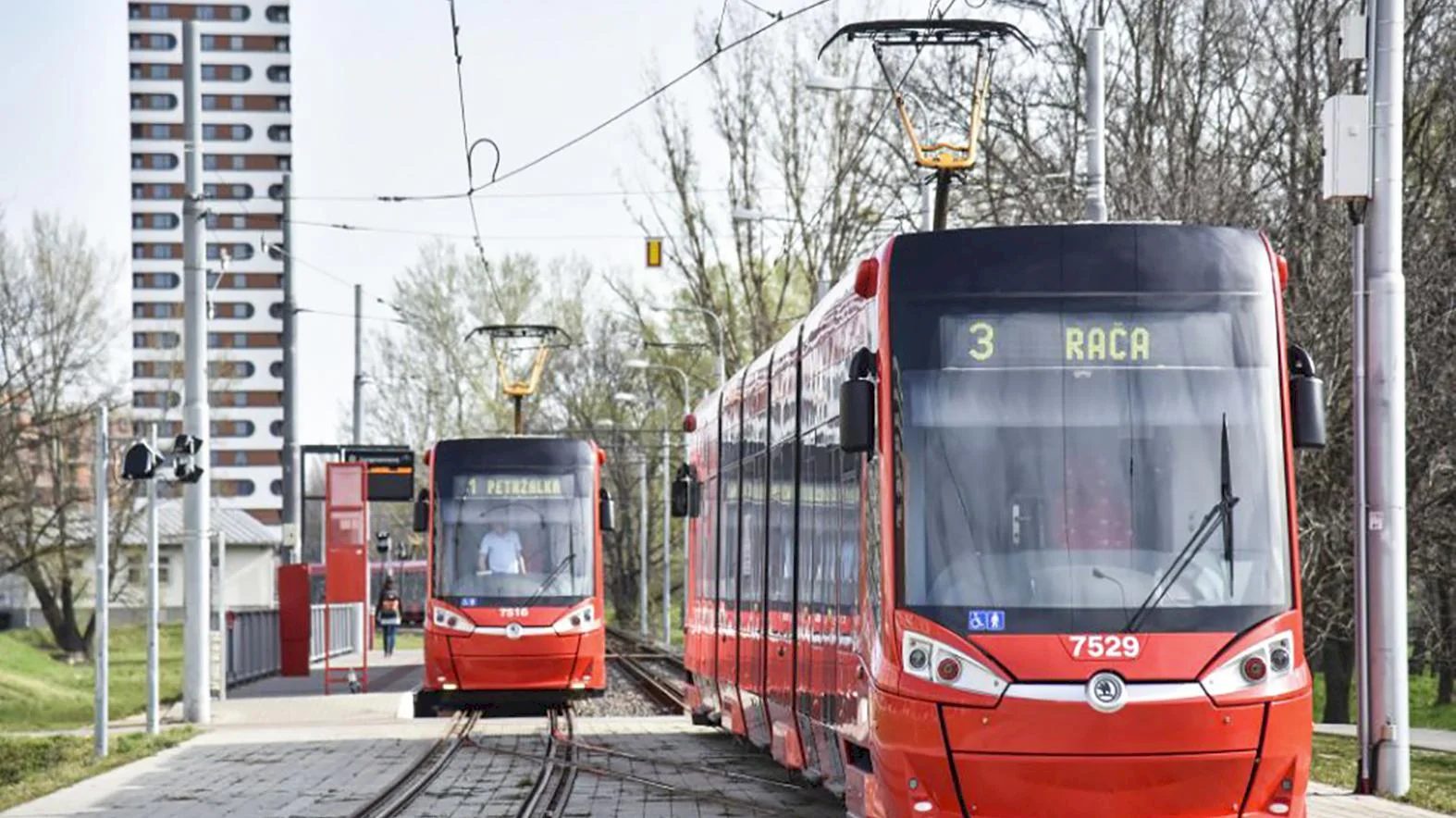 Bratislava plánuje v Janíkovom dvore postaviť nájomné byty i parkovací dom