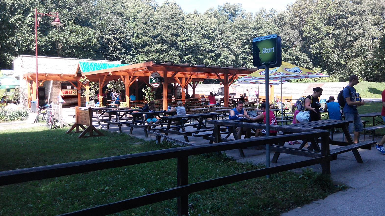 Bufet na Partizánskej lúke zrekonštruujú, mesto tu zvažuje aj klzisko