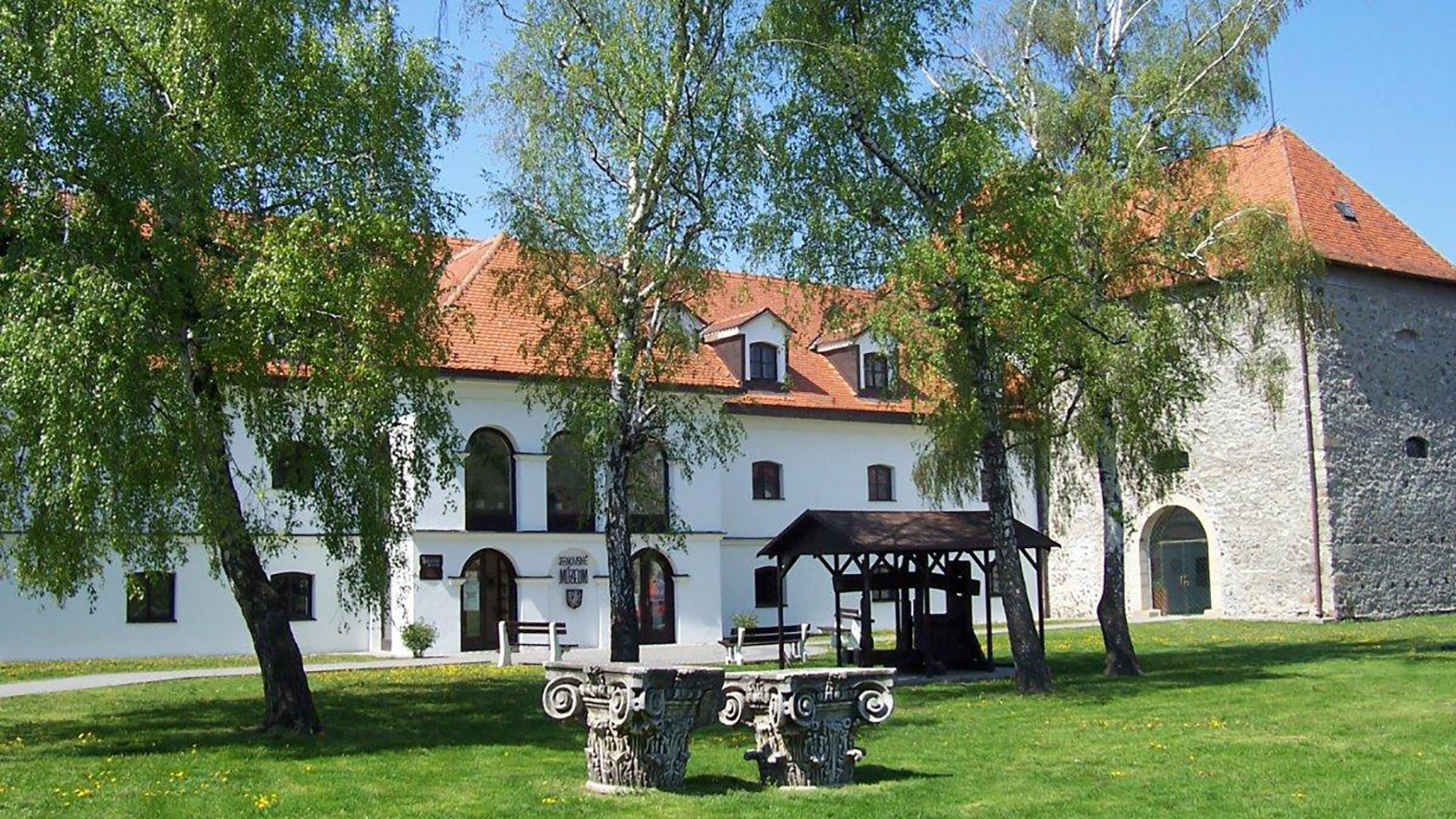 Tekovské múzeum predstavuje príbehy ľudí, ktorí prežili 2. svetovú vojnu