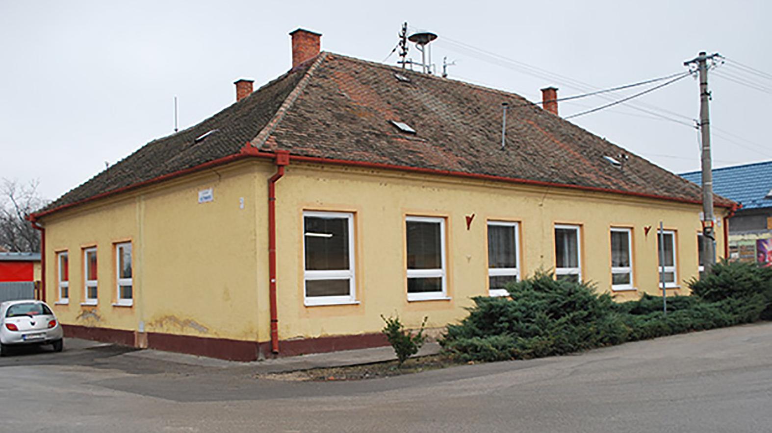 Mestský úrad v Leopoldove sa sťahuje do novej budovy