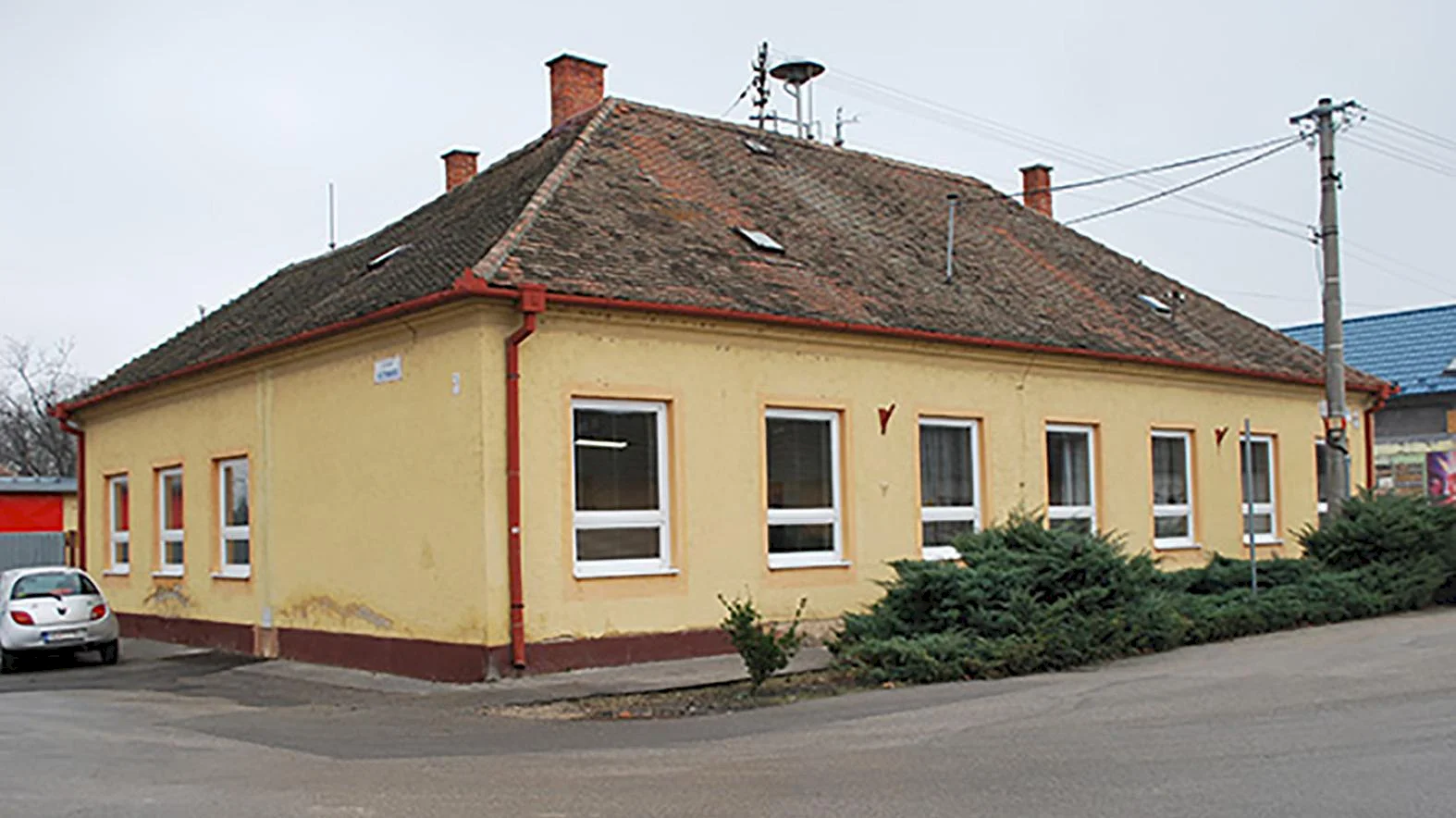 Mestský úrad v Leopoldove sa sťahuje do novej budovy