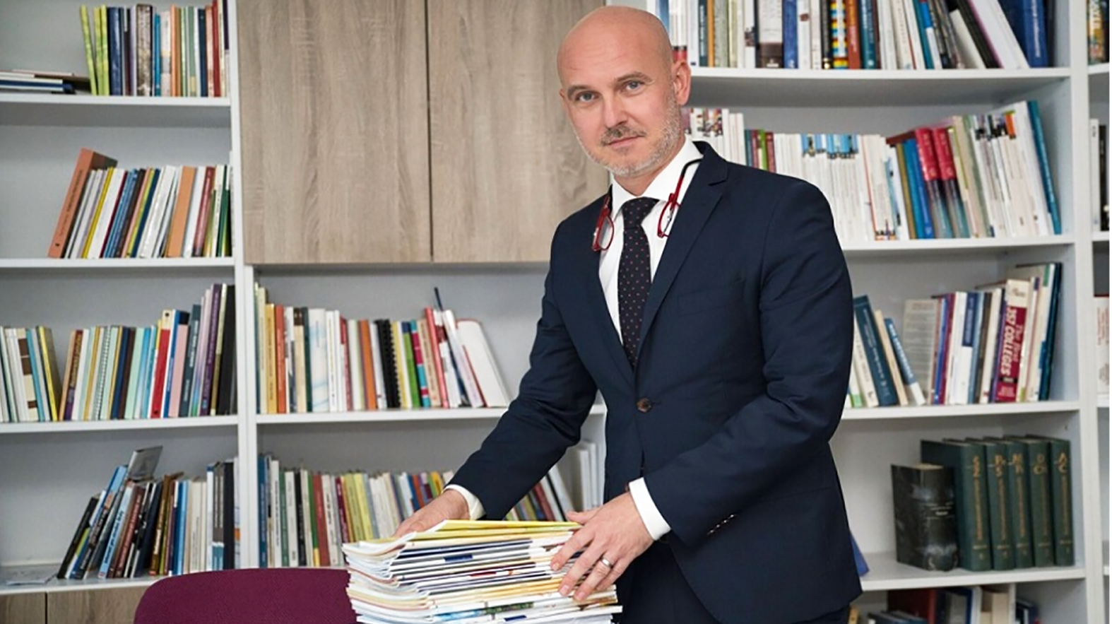 Otvorený trh dáva školám možnosť výberu učebníc, ktoré potrebujú