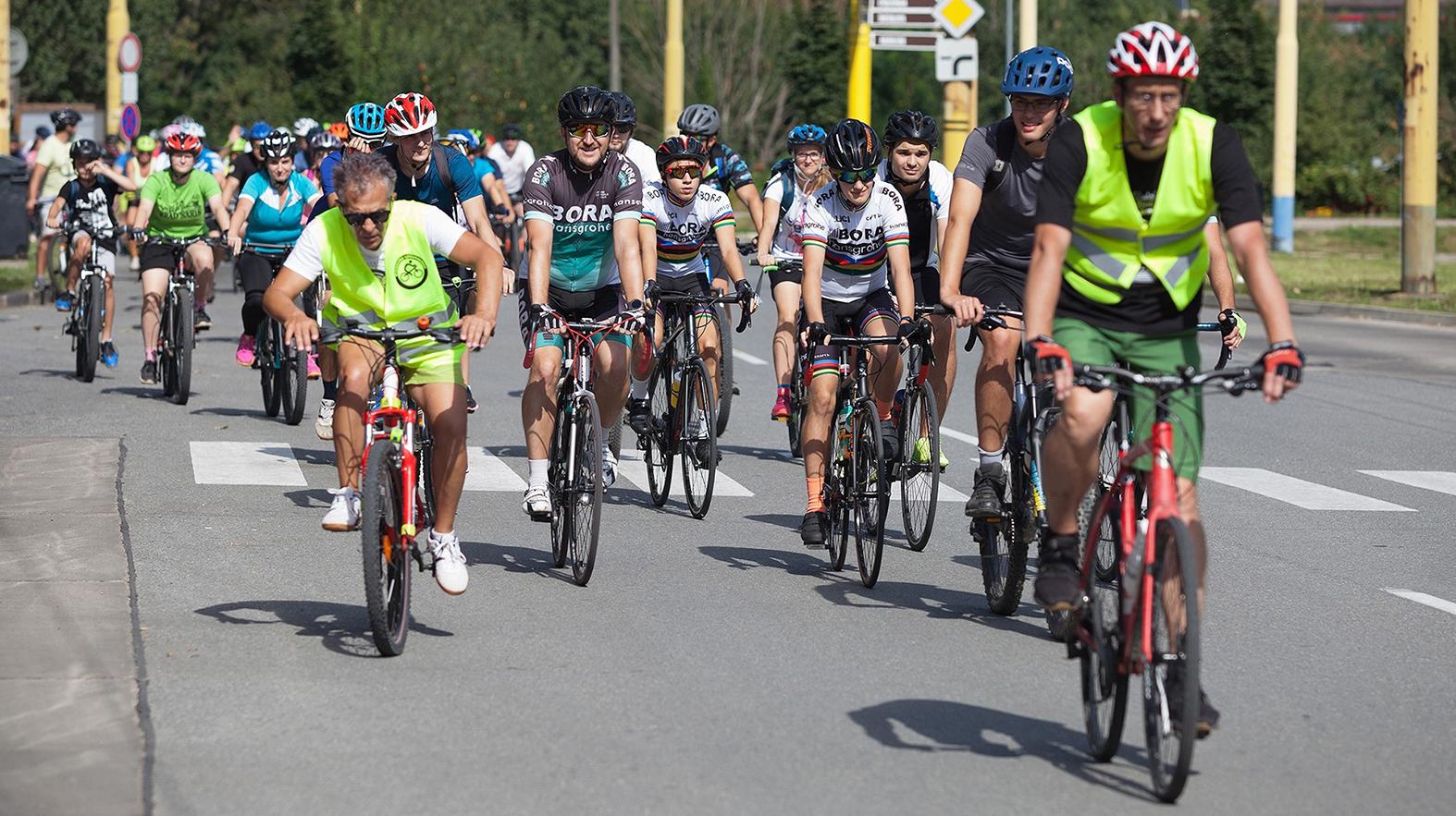 Cyklomaratónom chcú upozorniť na rastúci počet kolízií s cyklistami