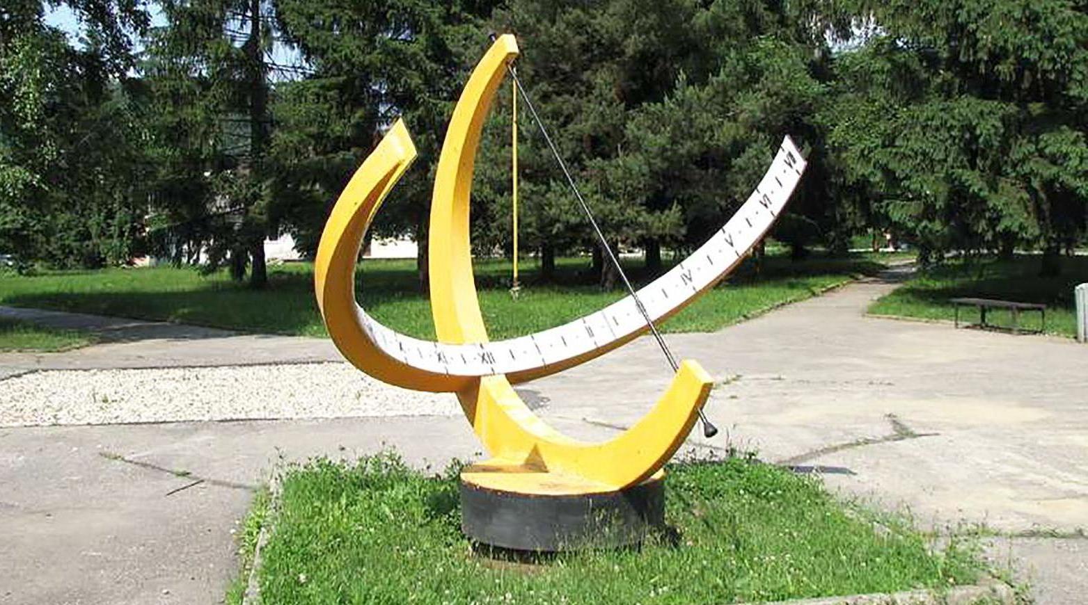Radnica zrekonštruuje slnečné hodiny J. Bárdyho v Parku I. Krasku