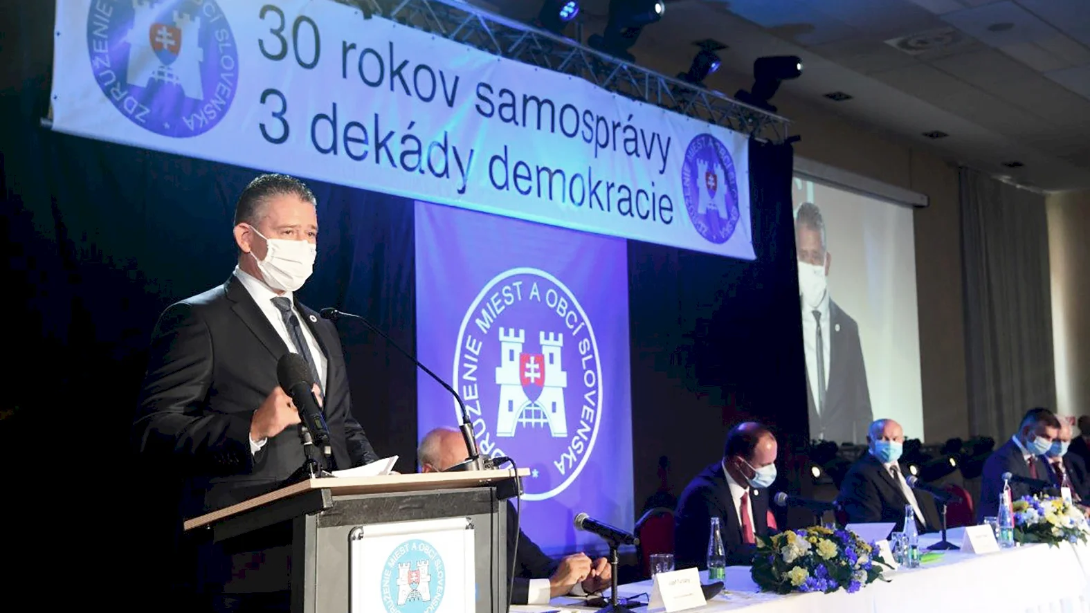 Spolupráca štátu a samospráv je kľúčová, ukázalo sa to aj pri pandémii COVID-19