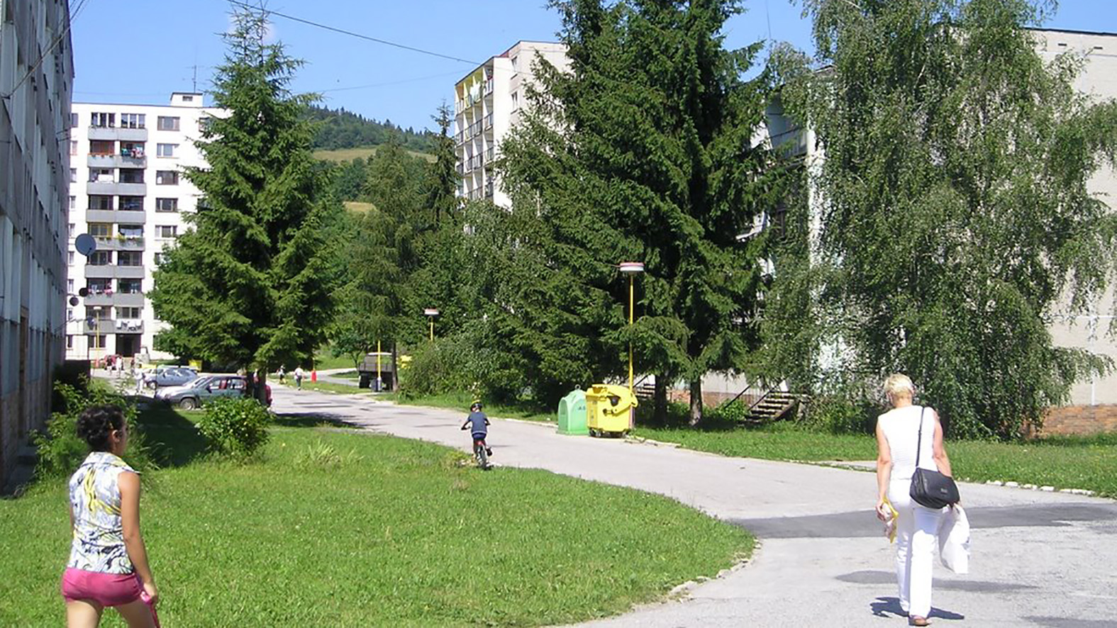 Obec Slavošovce získala dotáciu na dobudovanie ciest a chodníkov
