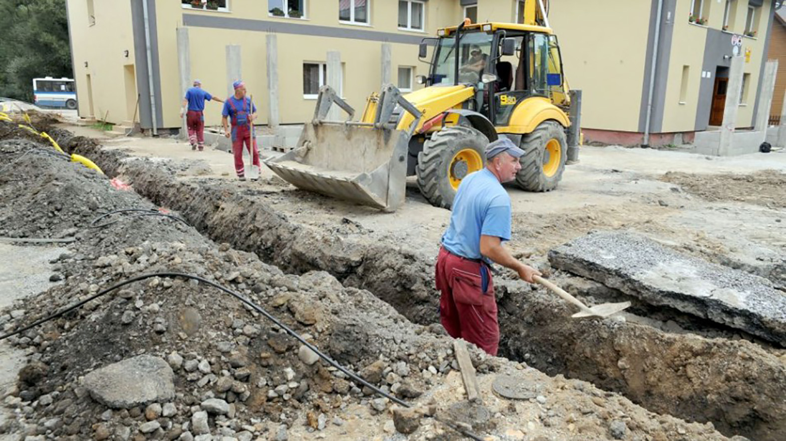 V obciach handlovskej doliny začnú s výstavbou kanalizácie