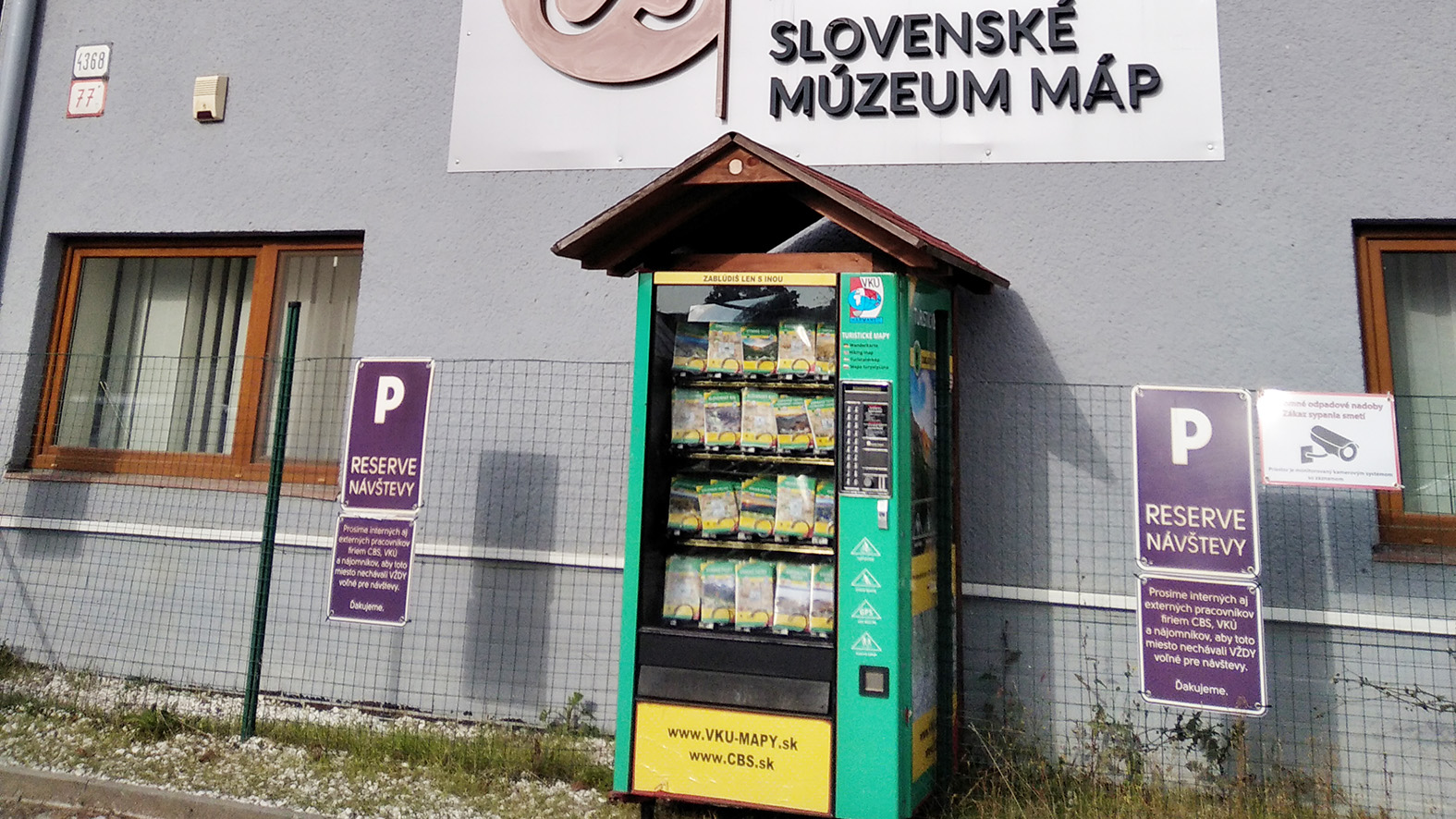 Jediný mapomat na Slovensku sa presťahoval z Tatier pred Slovenské múzeum máp
