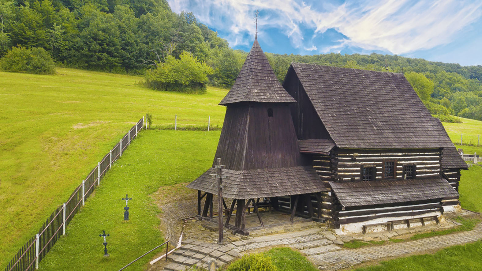 V štyroch drevených chrámoch v Prešovskom kraji pribudli audiosprievodcovia