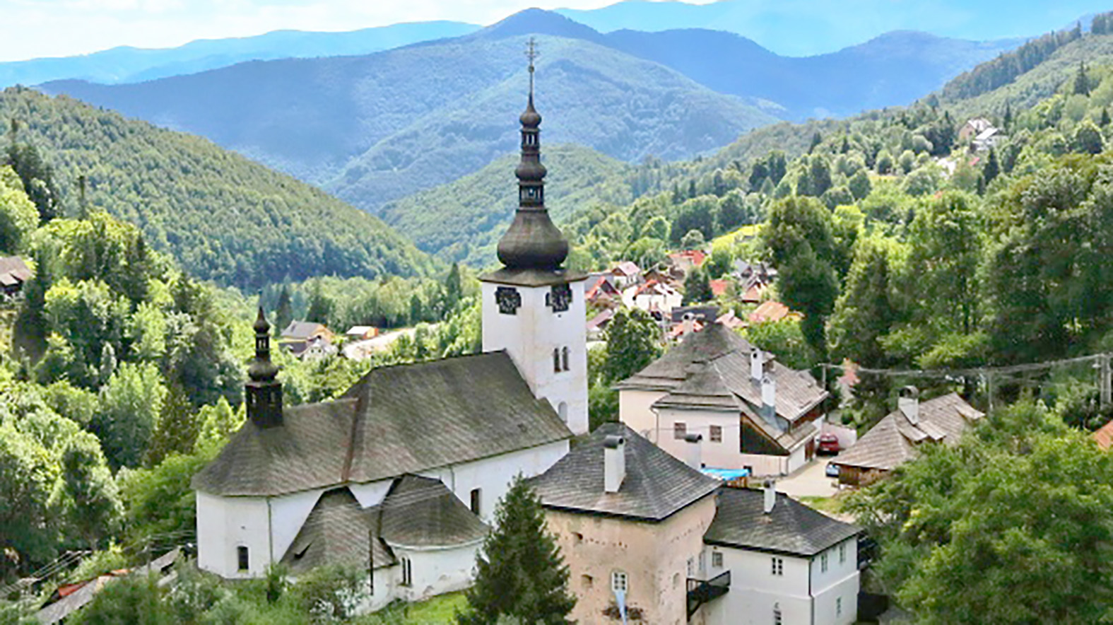 Špania Dolina - tri ďalšie jedinečnosti prírodného turizmu