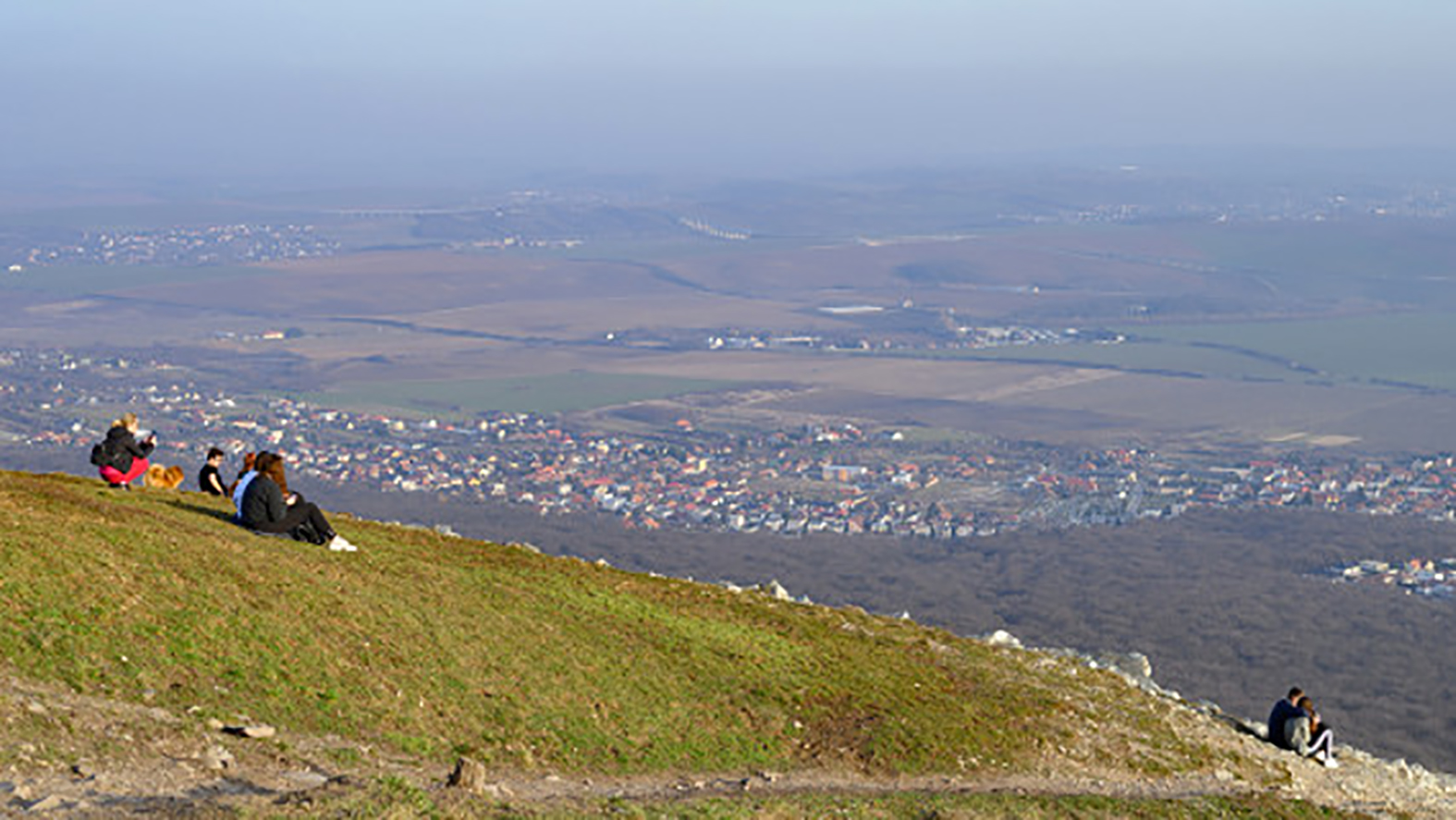 Poslanci NSK podporili zámer vybudovať novú cestu zo Zobora