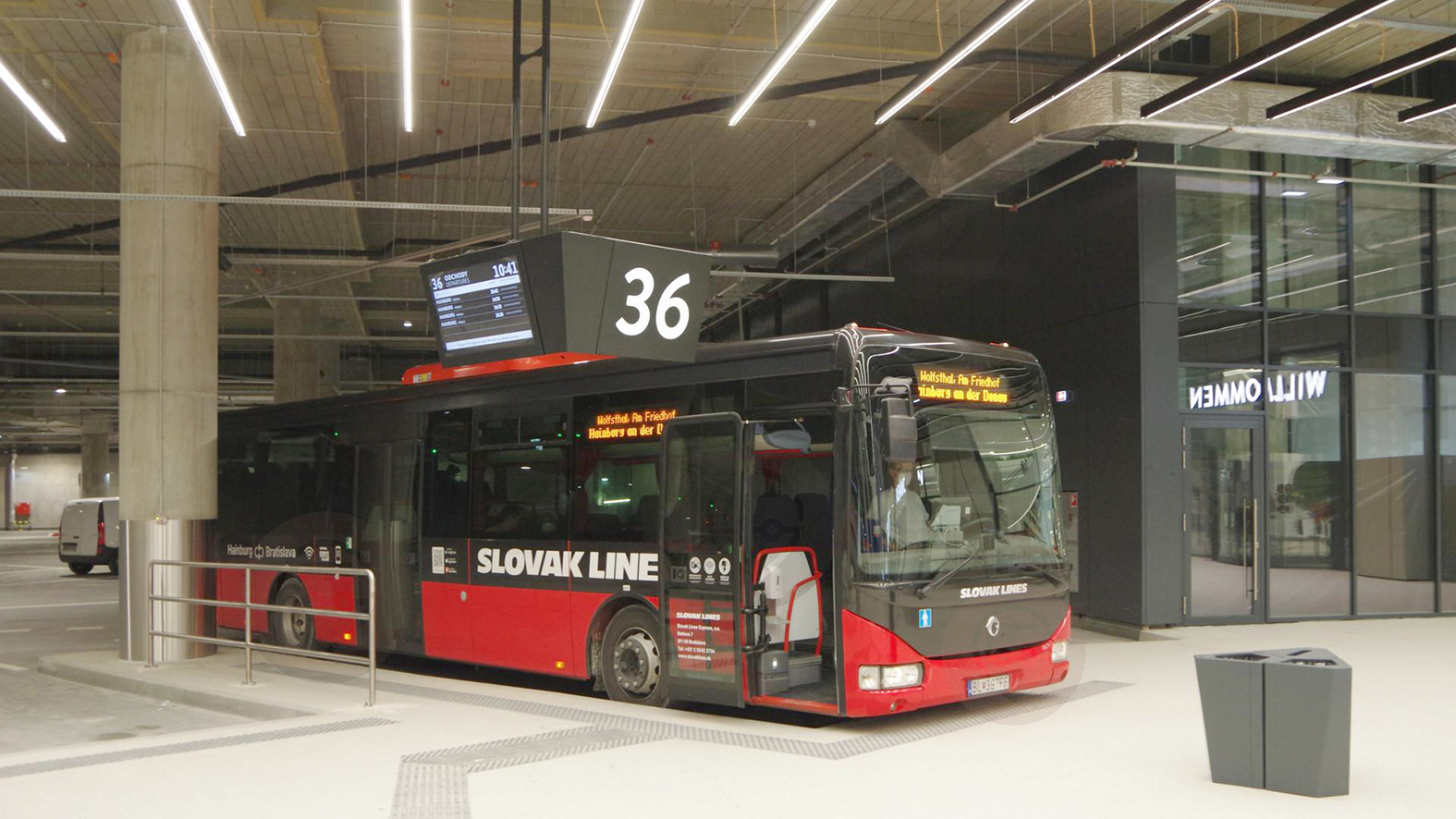 Prečo sa rušia niektoré školské autobusy a linka do Hainburgu