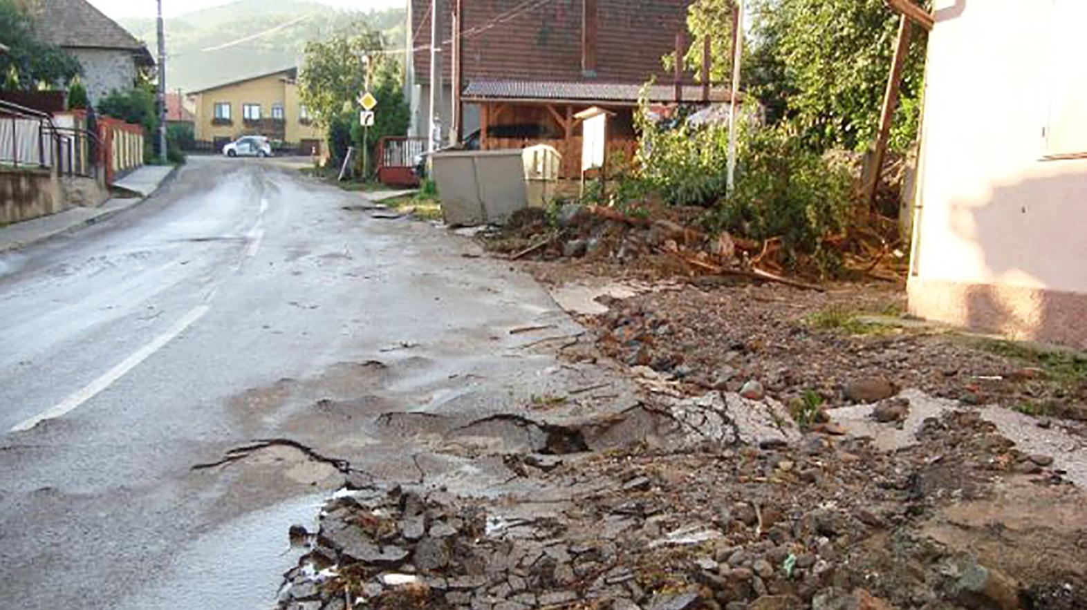 Krajská samospráva finančne pomôže obciam postihnutým povodňami