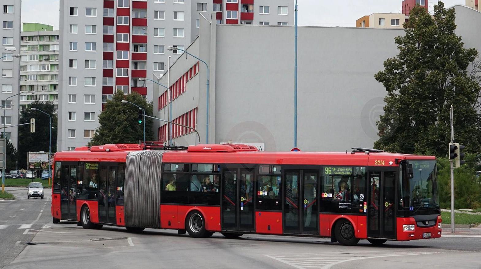 Od pondelka bude MHD jazdiť pre lockdown v prázdninovom režime
