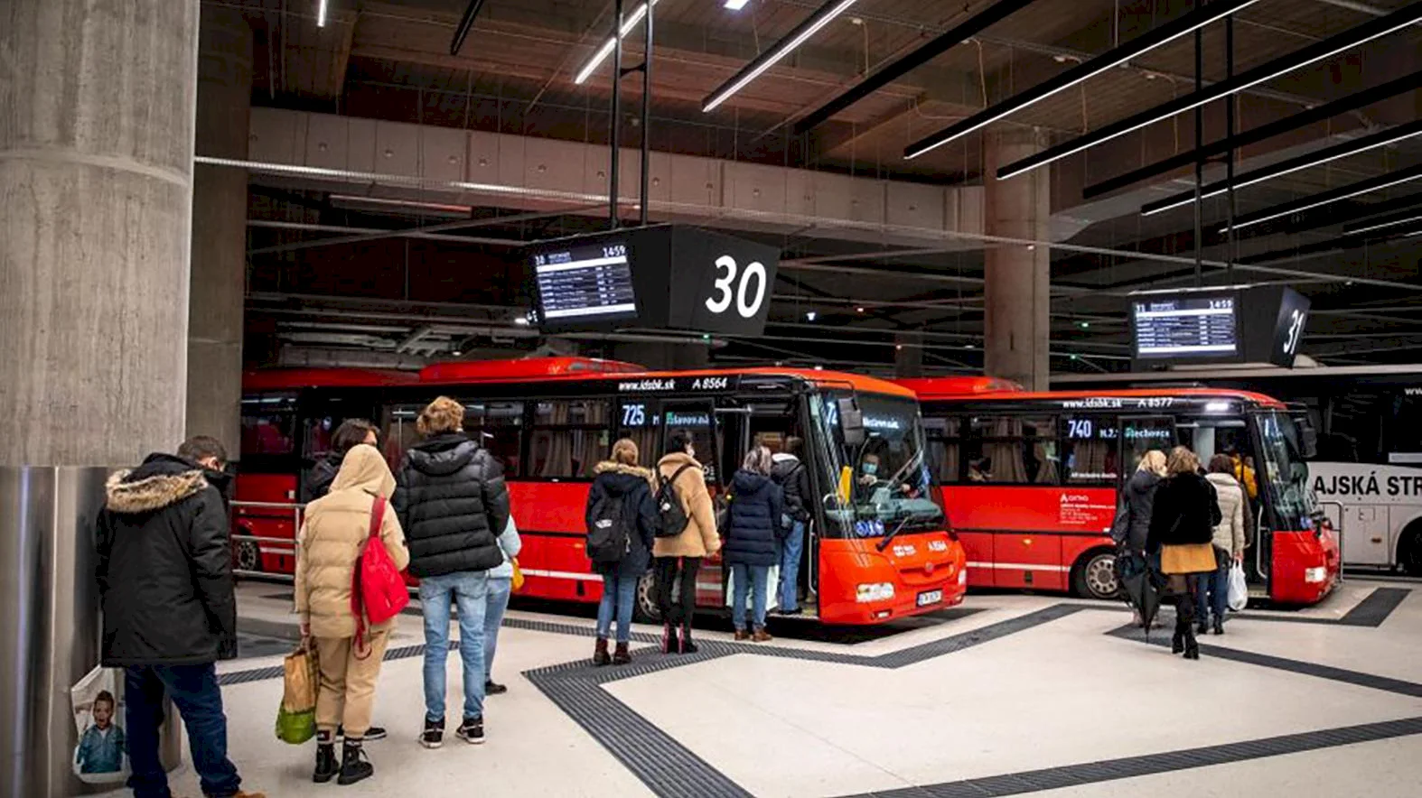 Prímestská autobusová doprava v Bratislavskom kraji bude v januári zadarmo