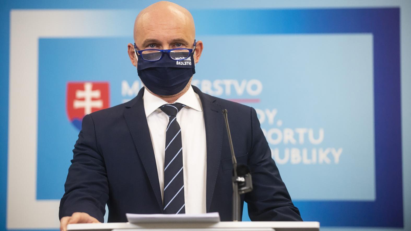 B. Gröhling: Školy sa môžu hlásiť do 4 výziev na doučovanie či preplatenie ŠKD