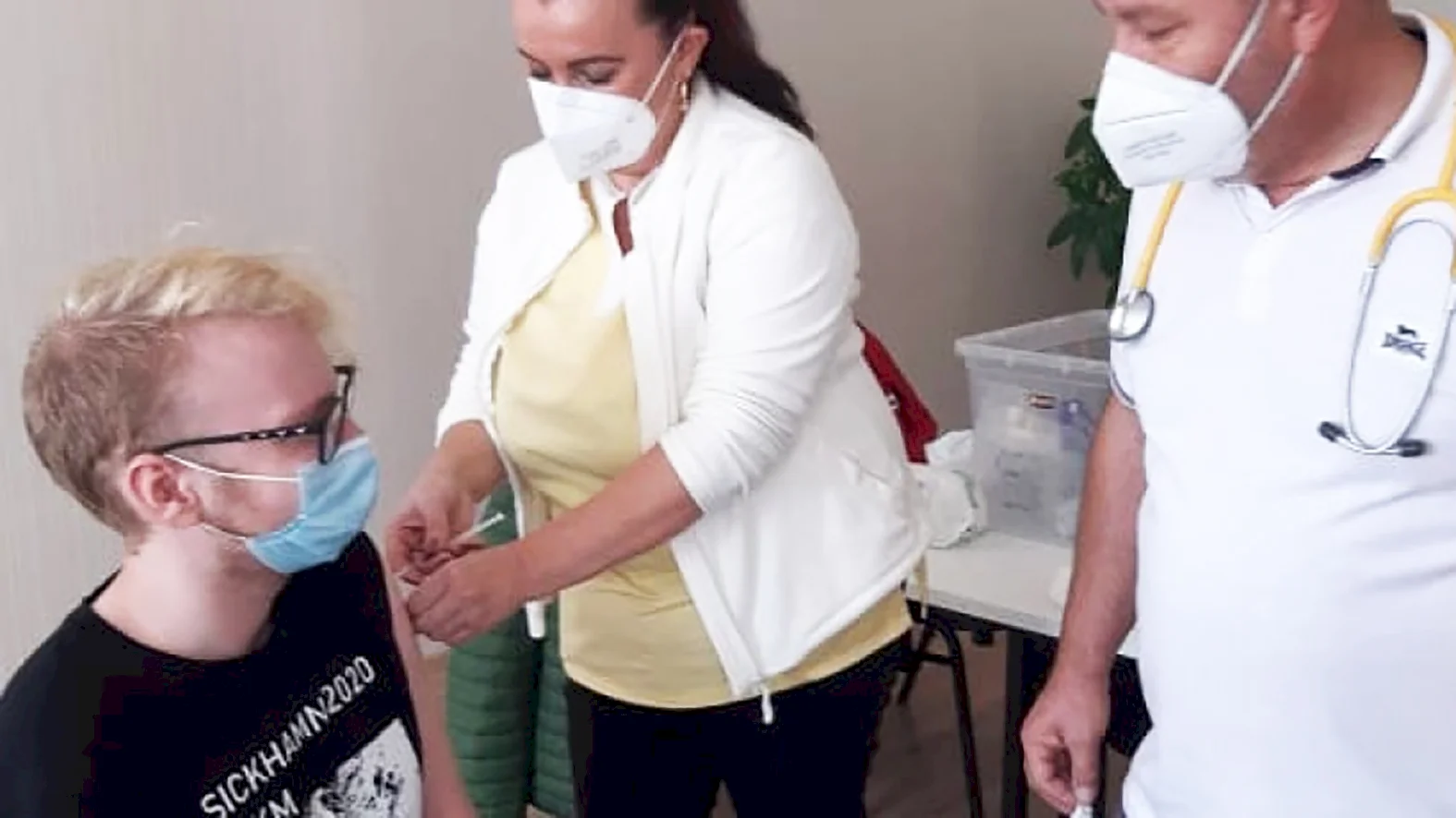 Očkovacie centrá v TTSK pracujú aj počas víkendu