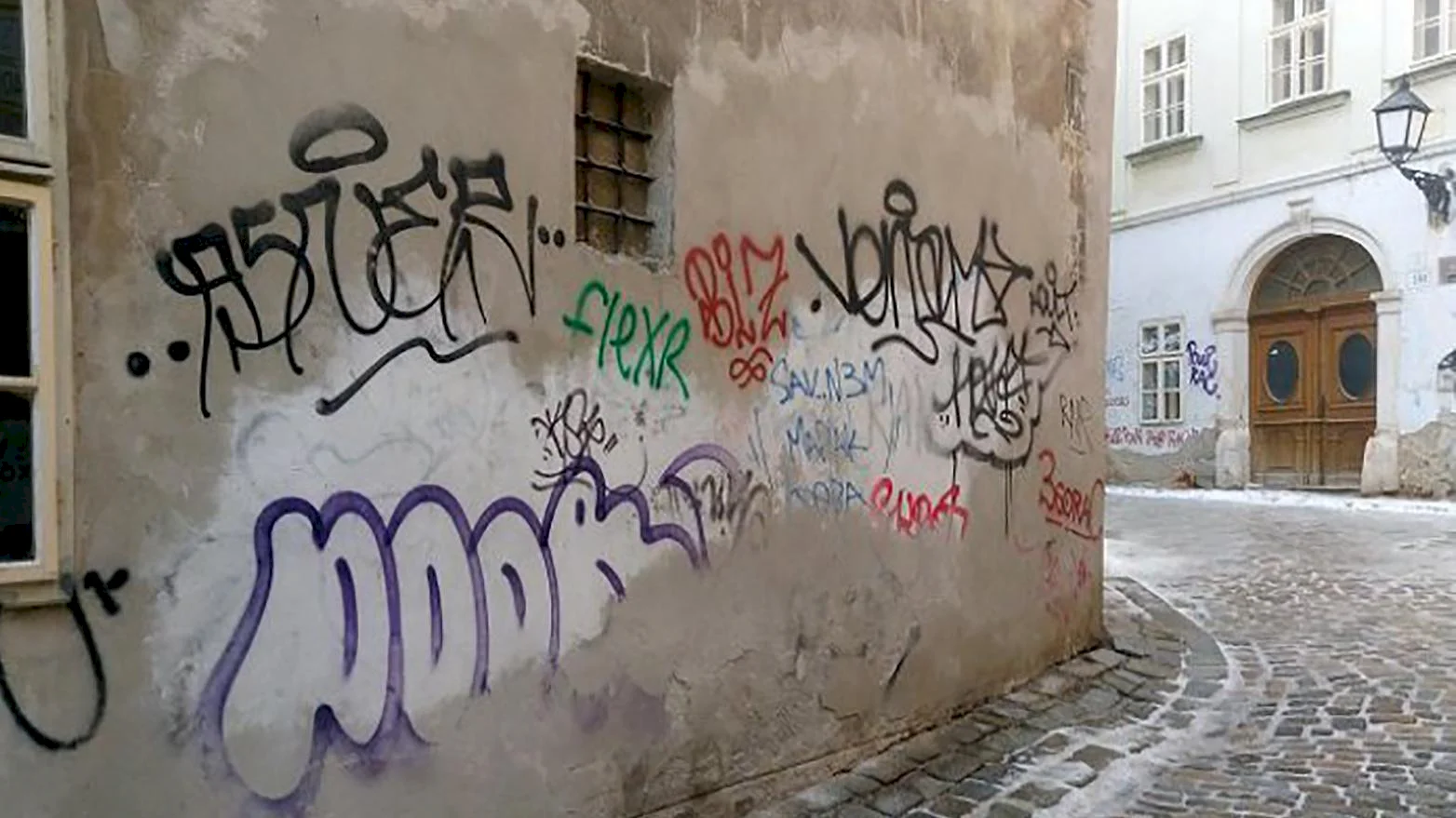 Fond Weinwurma vyhlásil výzvu na obnovu i odstraňovanie grafitov
