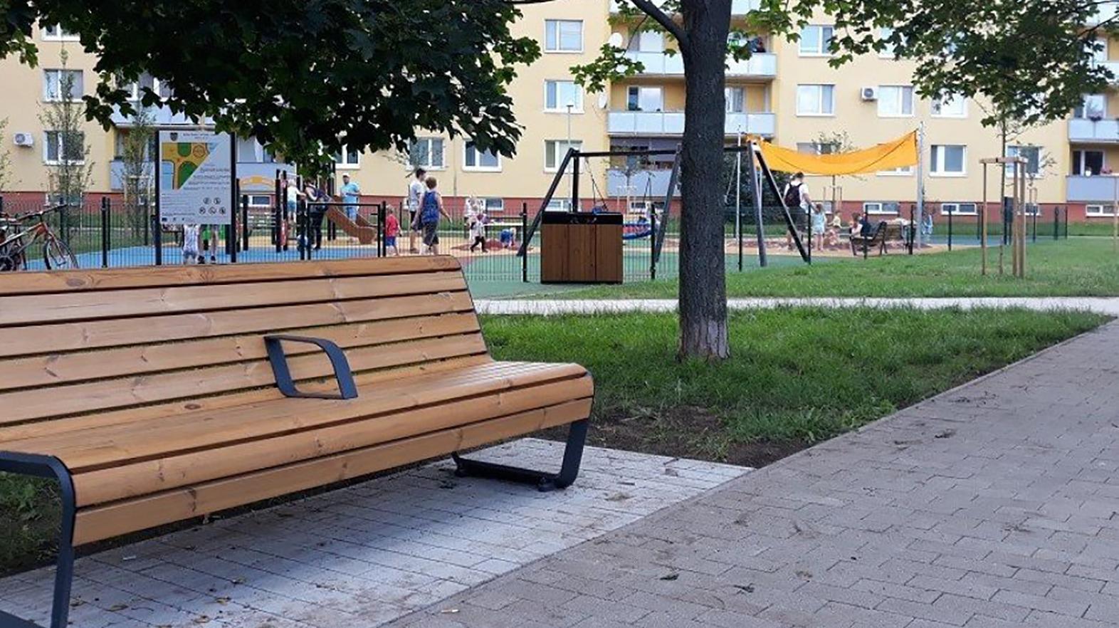 Zlaté Moravce sa chcú uchádzať o dotáciu na výstavbu vnútroblokov