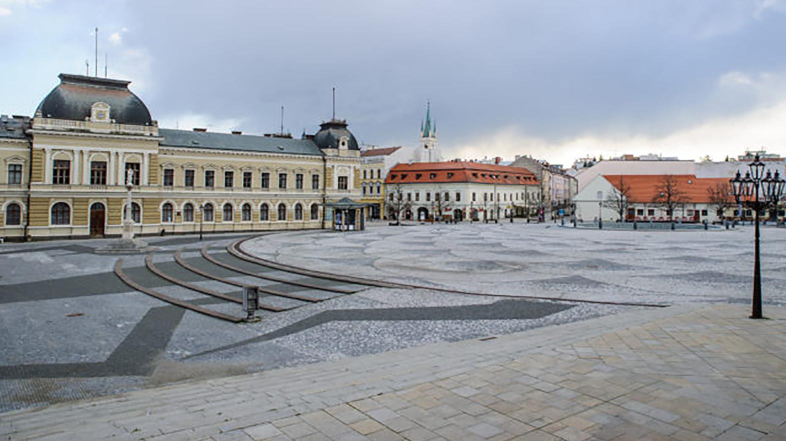 Svätoplukovo námestie má oživiť vodný prvok, zeleň i bezbariérová rampa