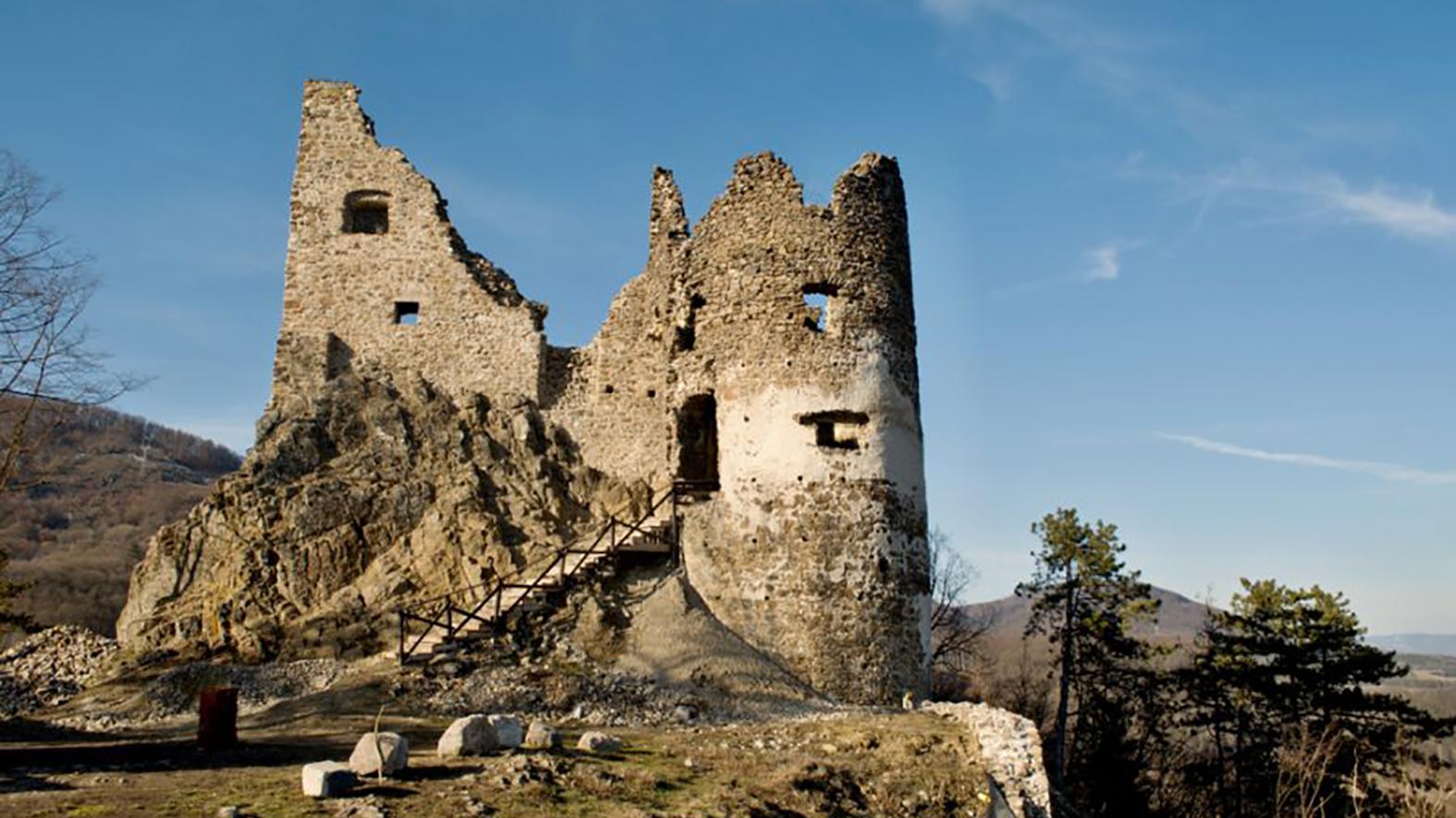 Podobu hradu Revište zo 17. storočia približuje jeho 3D model