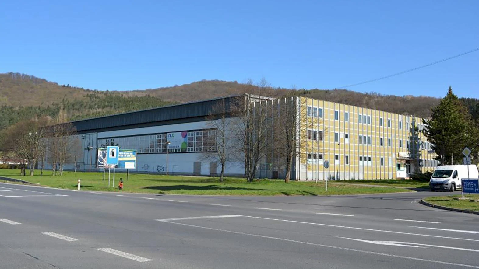 Detva začína s rekonštrukciou športovej haly
