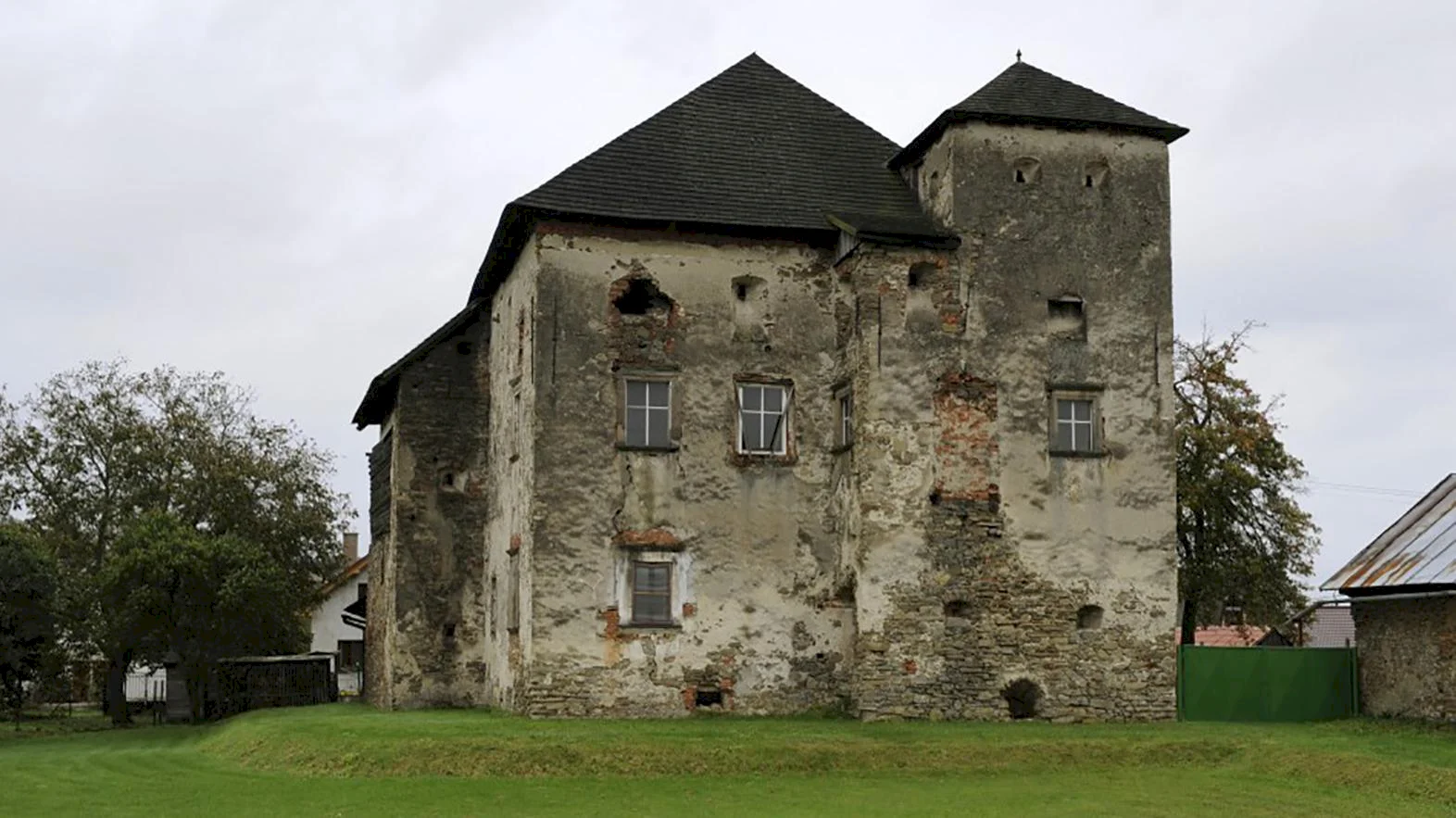 Výskum v renesančnom kaštieli má priblížiť jeho históriu