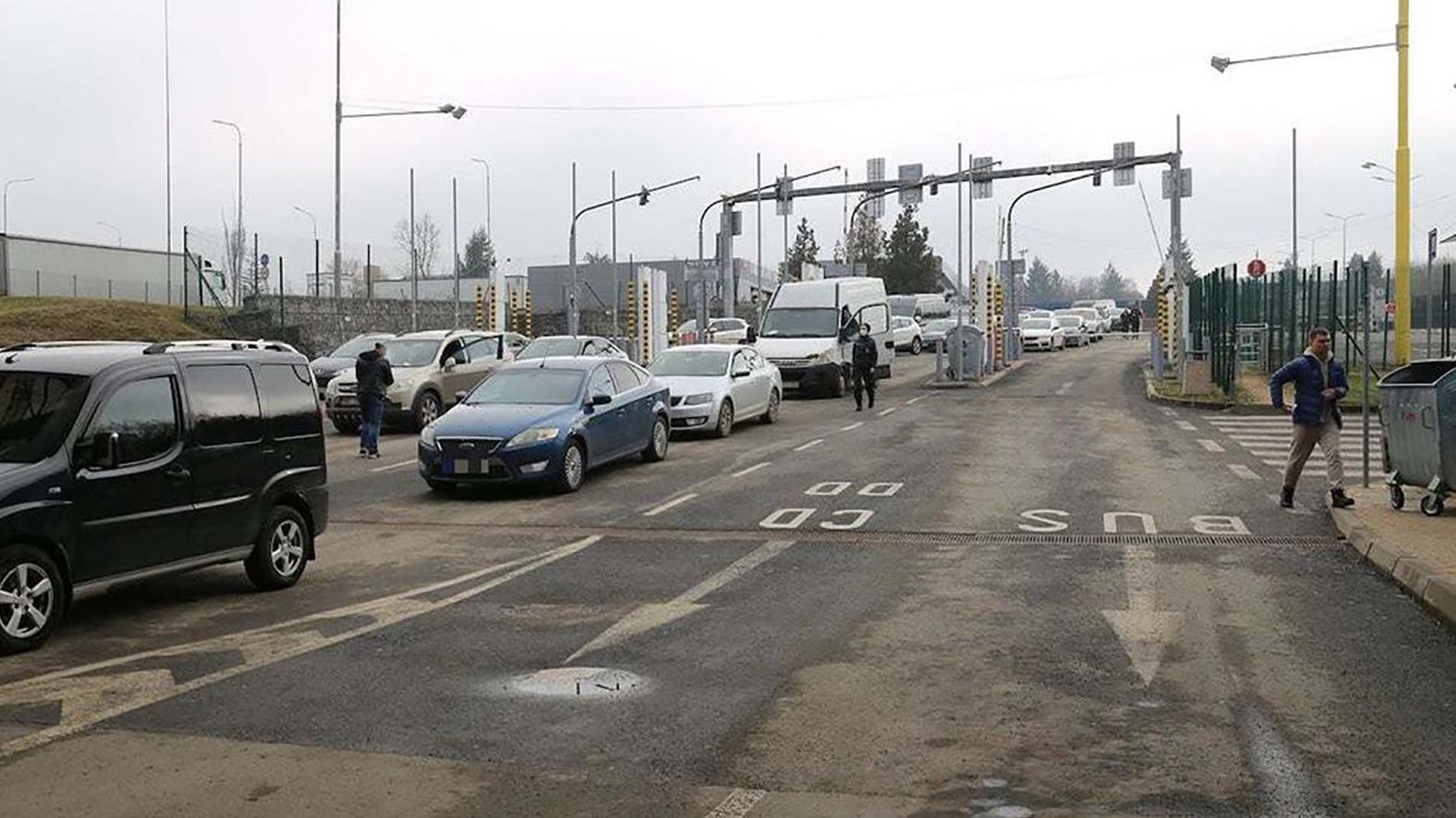 Prihraničné obce sú pripravené pomôcť prípadným migrantom z Ukrajiny