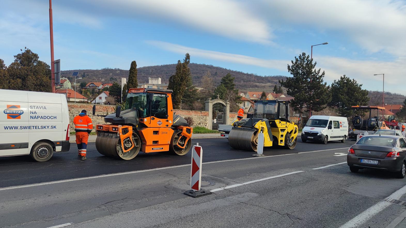 Župa opravuje cesty v okresoch Senec a Pezinok
