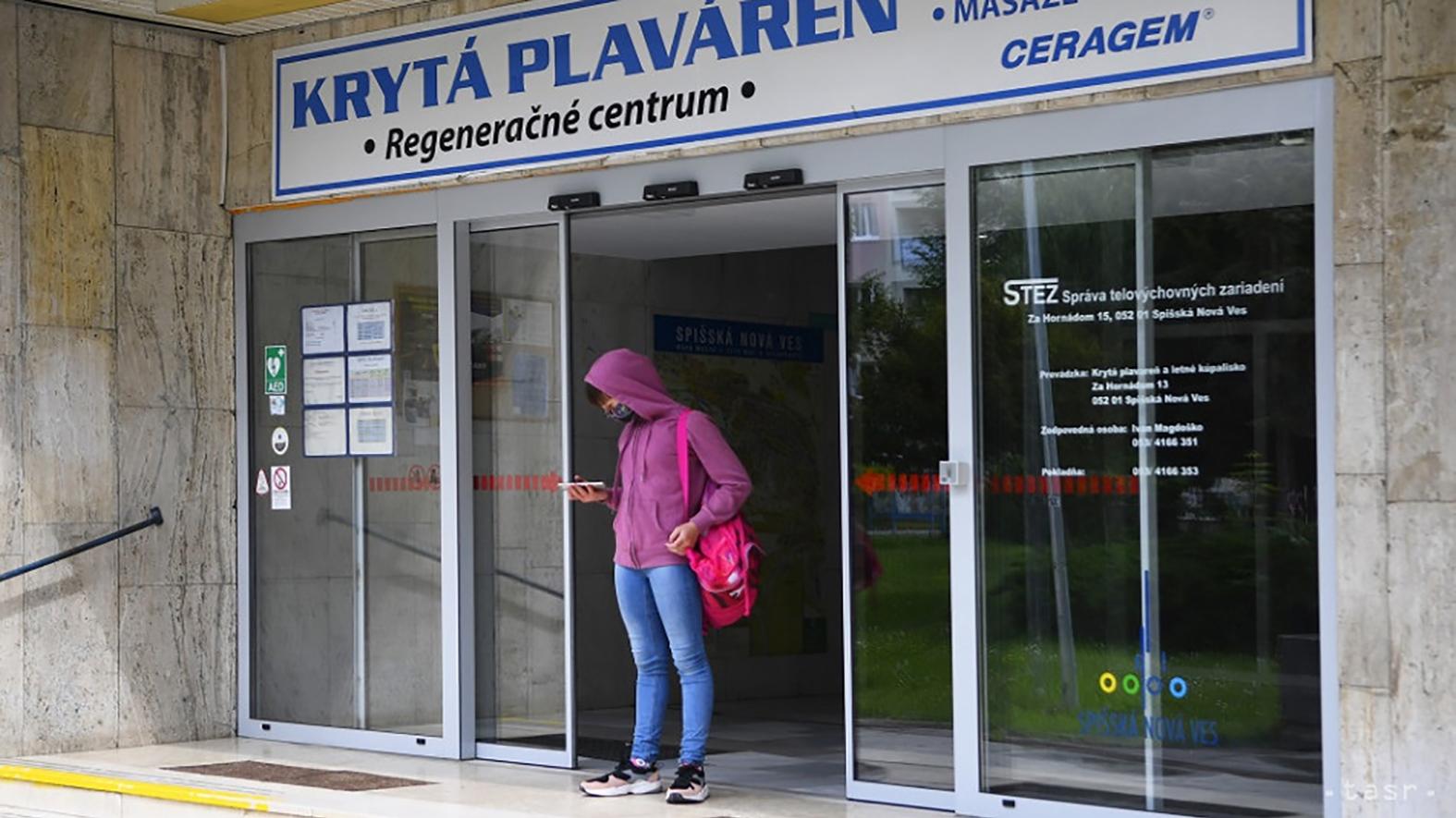 Plaváreň by po rekonštrukcii chceli opäť sprístupniť v apríli