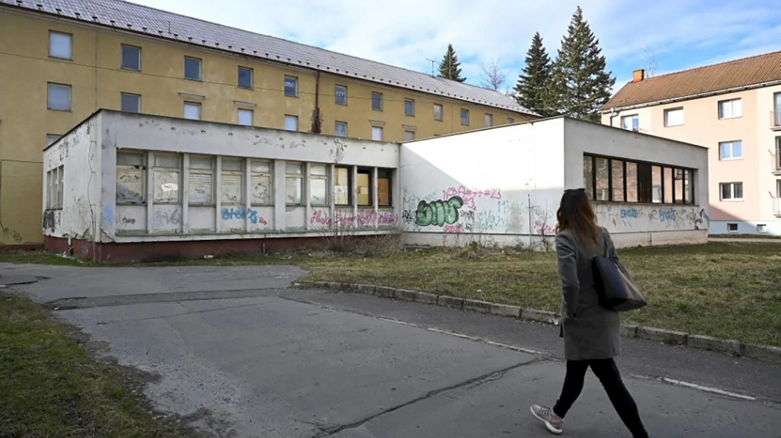 Pustnúcu bývalú polikliniku chce investor prebudovať na byty