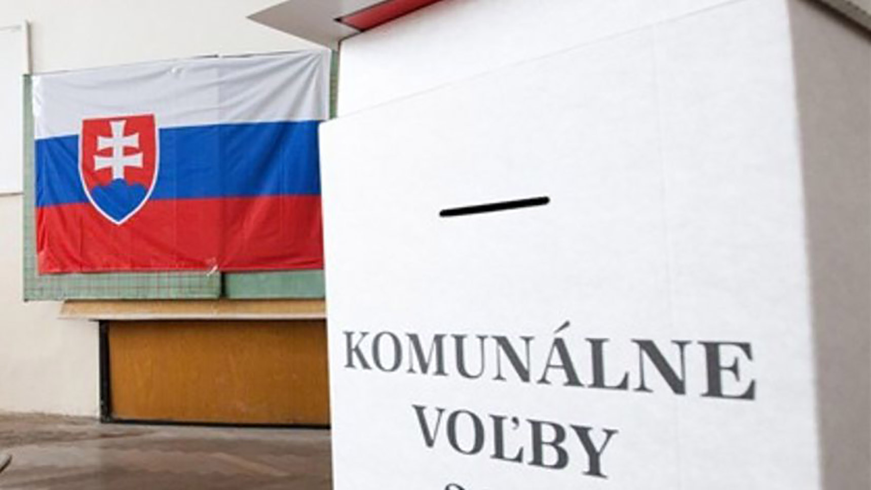 Dnes si v 15 obciach volia starostov i poslancov