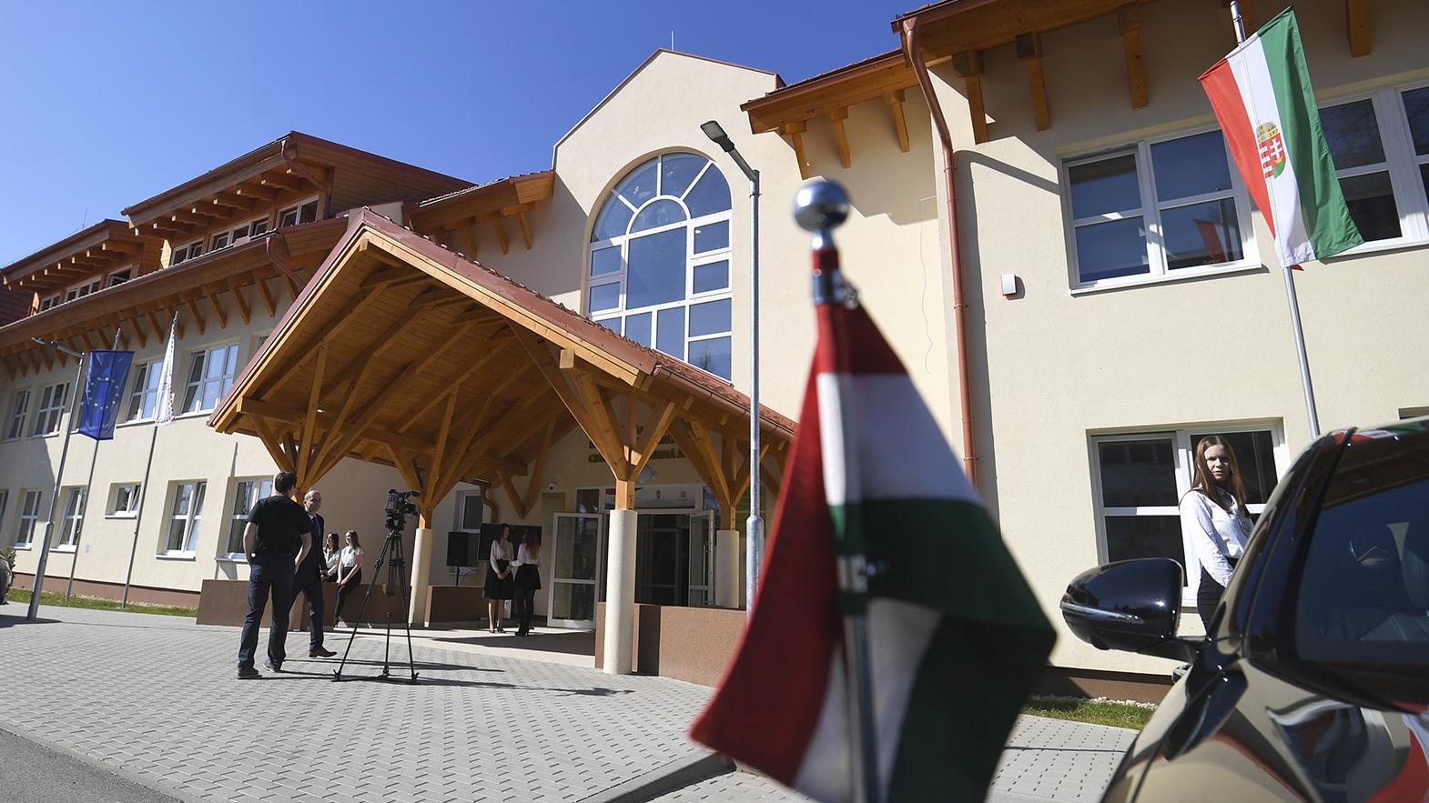 Novú budovu školy postavili z financií od maďarskej vlády