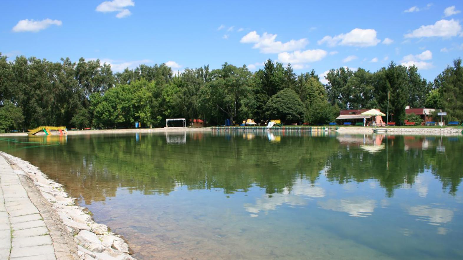 Mesto opäť vyhlásilo súťaž na prvú etapu rekonštrukcie kúpaliska