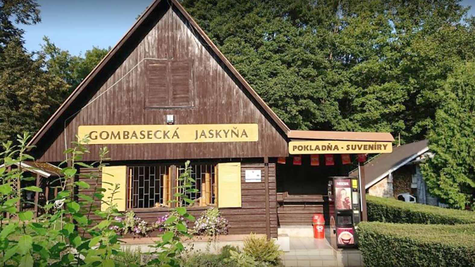 Gombaseckú jaskyňu po zimnej prestávke opäť sprístupnili verejnosti