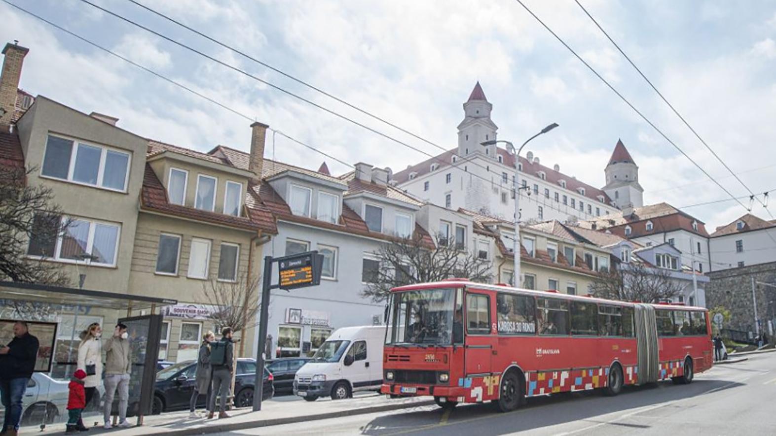 Autobusy Karosa po vyše 30 rokoch nebudú viac jazdiť v uliciach Bratislavy