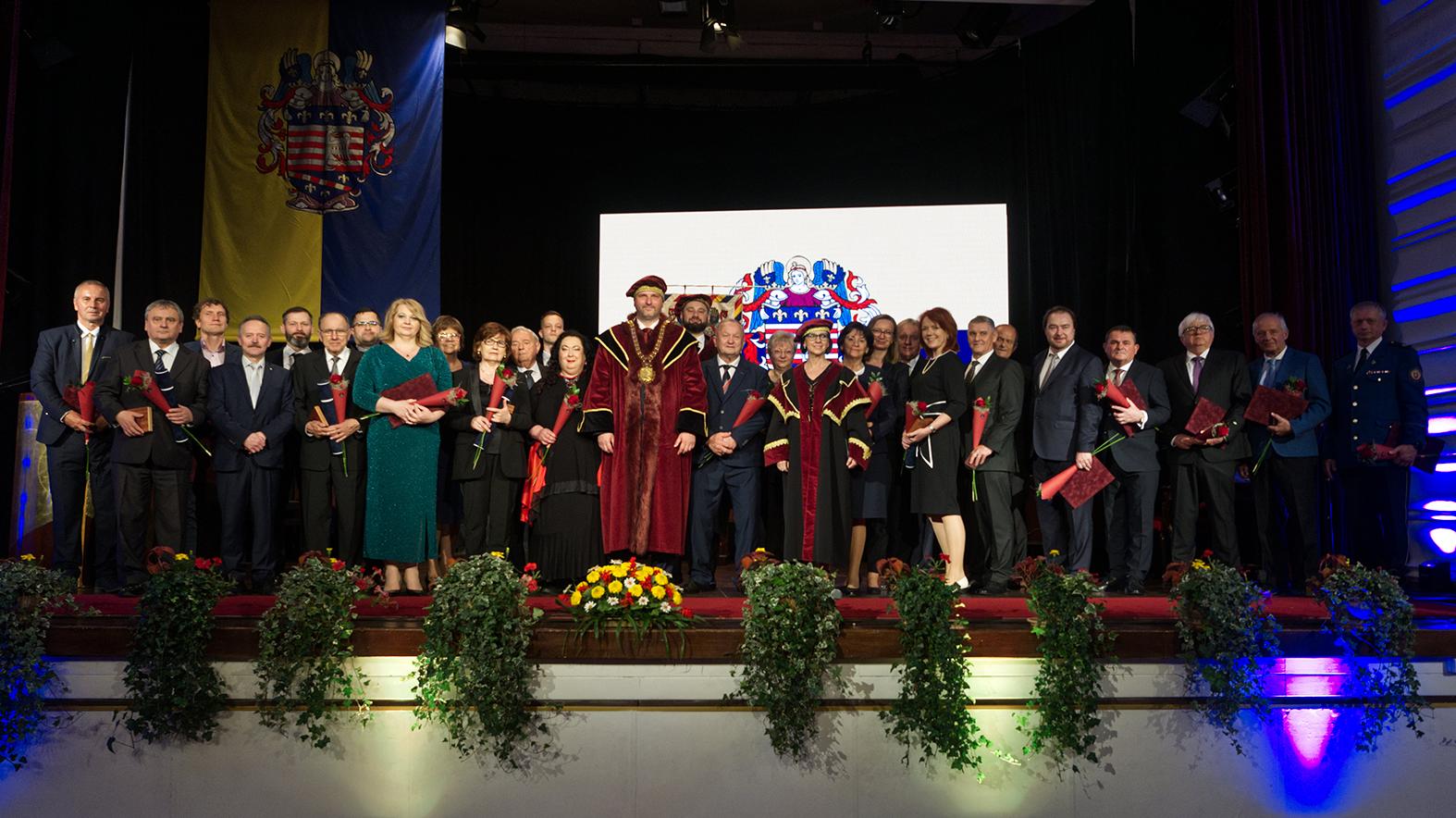 Mesto i primátor ocenili osobnosti a kolektívy za rok 2022