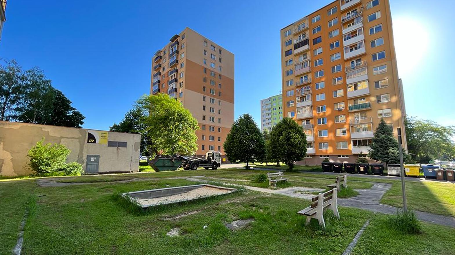 Senická radnica zrevitalizuje sídliskový vnútroblok na Ul. Laca Novomeského