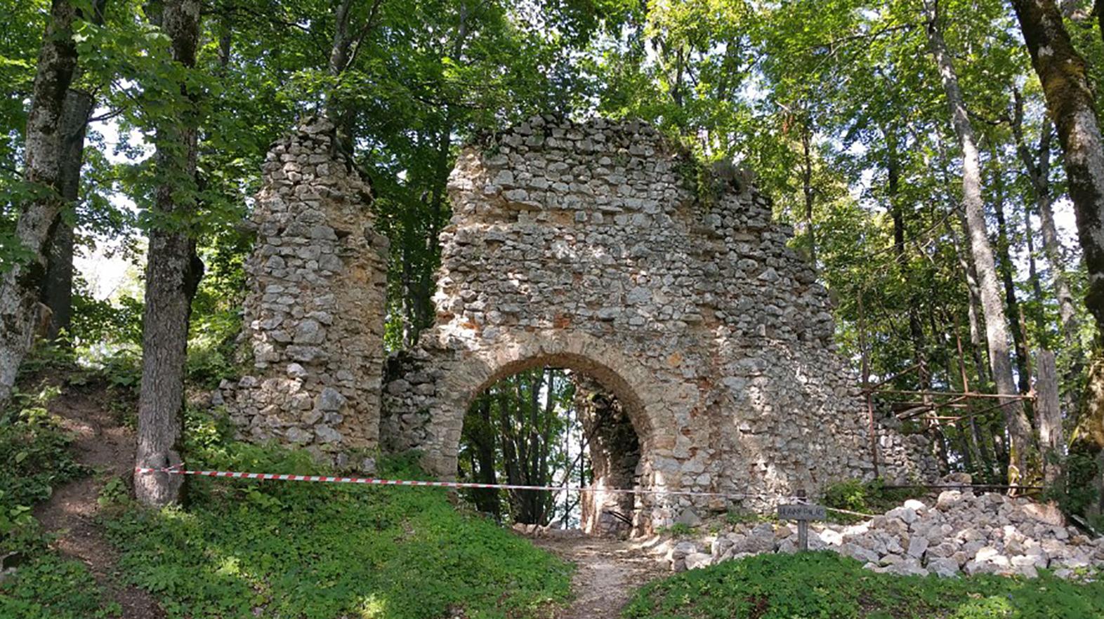 Náučný chodník vedúci k Muránskemu hradu čaká kompletná rekonštrukcia