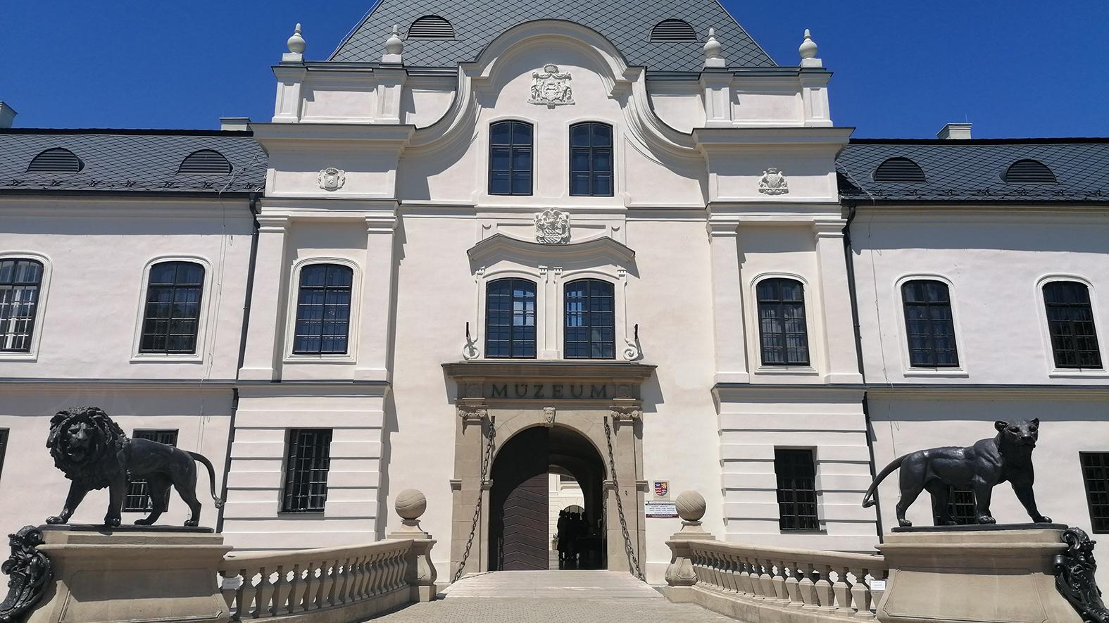 Humenský kaštieľ má po rekonštrukcii za 6,5 milióna eur svoju renesančnú podobu