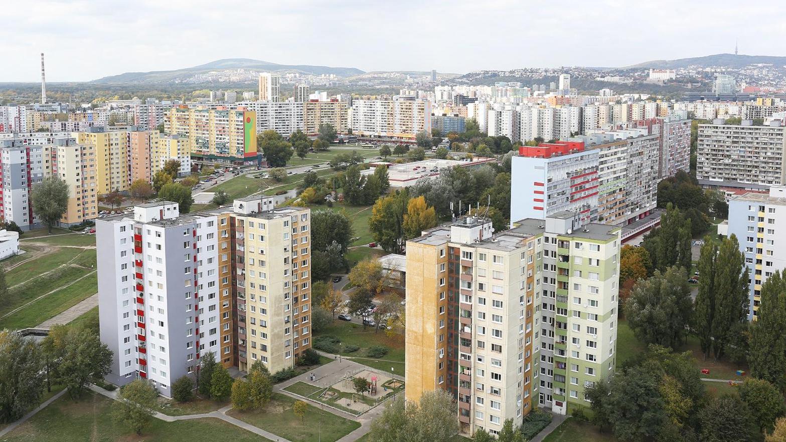 Petržalka vlani hospodárila s prebytkom 8,2 mil. eur