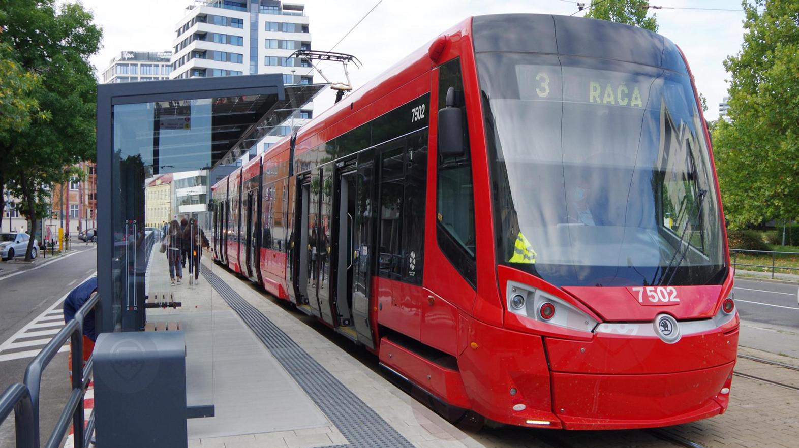 Zrekonštruovali prvé zastávky na Račianskej električkovej radiále