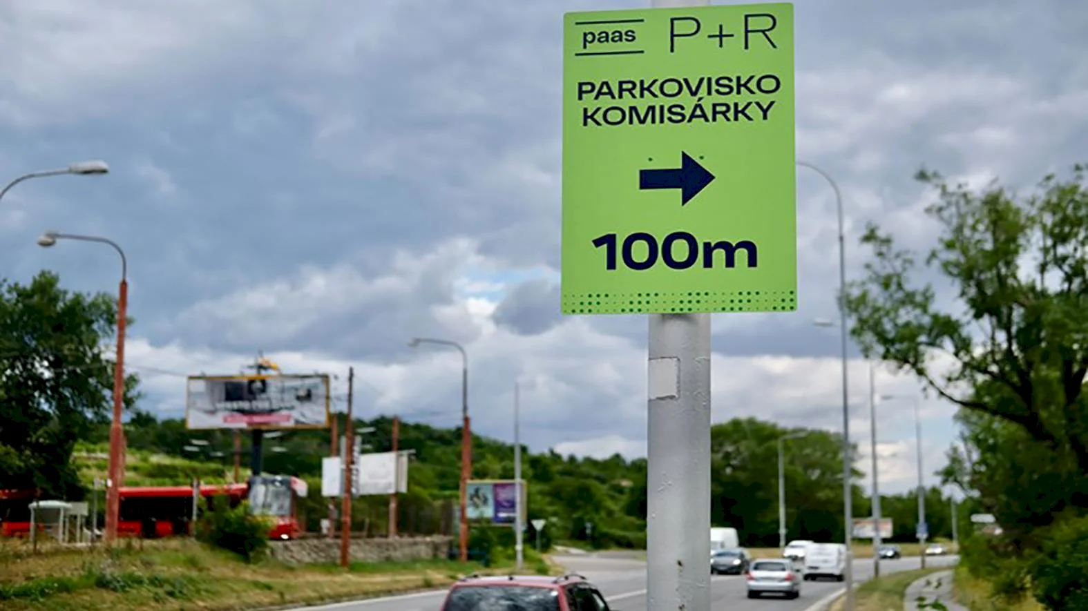 Mesto otvára tri nové záchytné parkoviská, a to v Rači a Petržalke