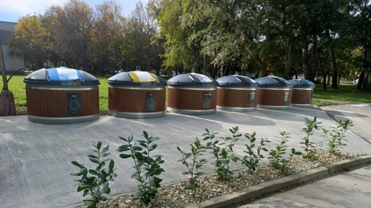 Mesto postupne rozširuje polopodzemné kontajnerové stojiská