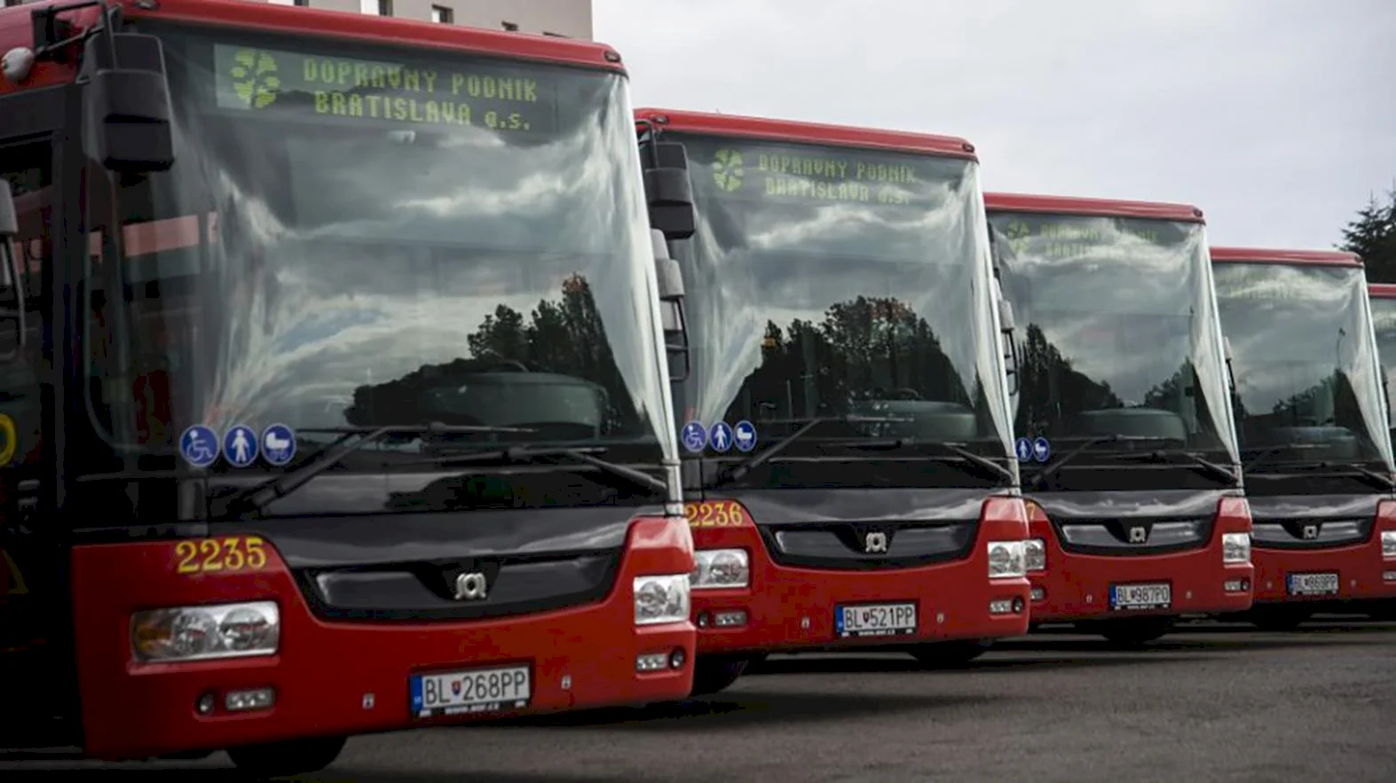 DPB môže objednať prvé vodíkové autobusy, podpísal zmluvu o NFP