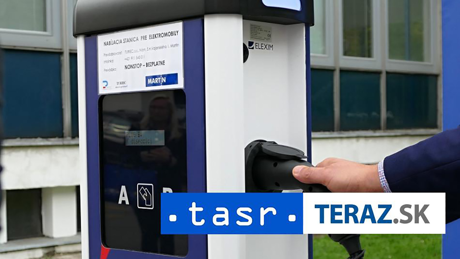 ZMOS rozmiestňuje v mestách a obciach nabíjacie stanice pre elektromobily