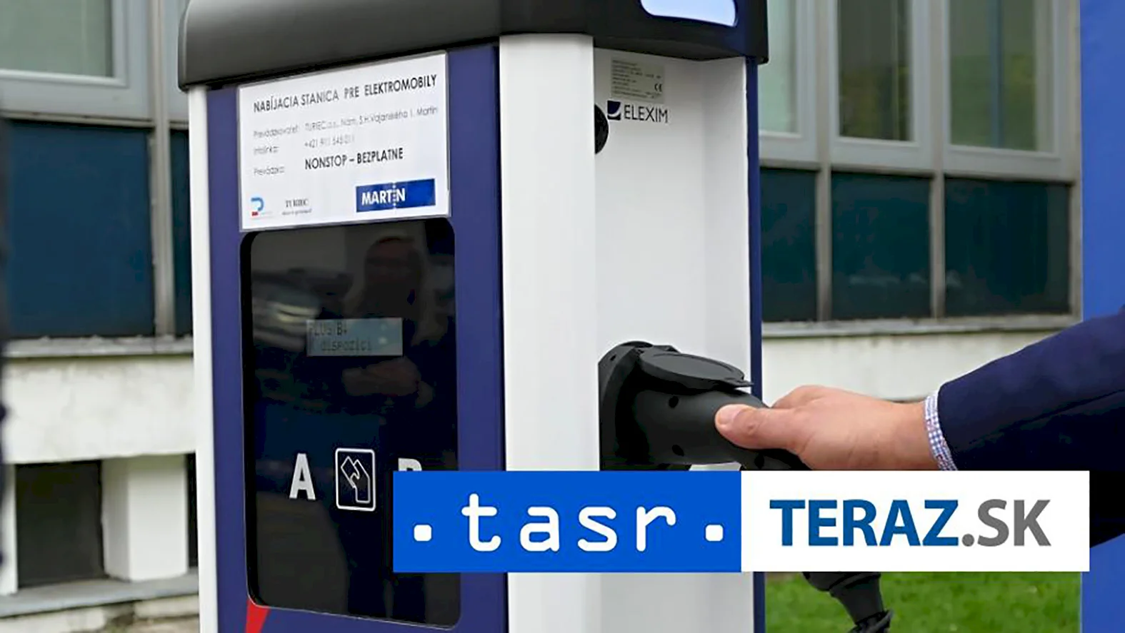 ZMOS rozmiestňuje v mestách a obciach nabíjacie stanice pre elektromobily