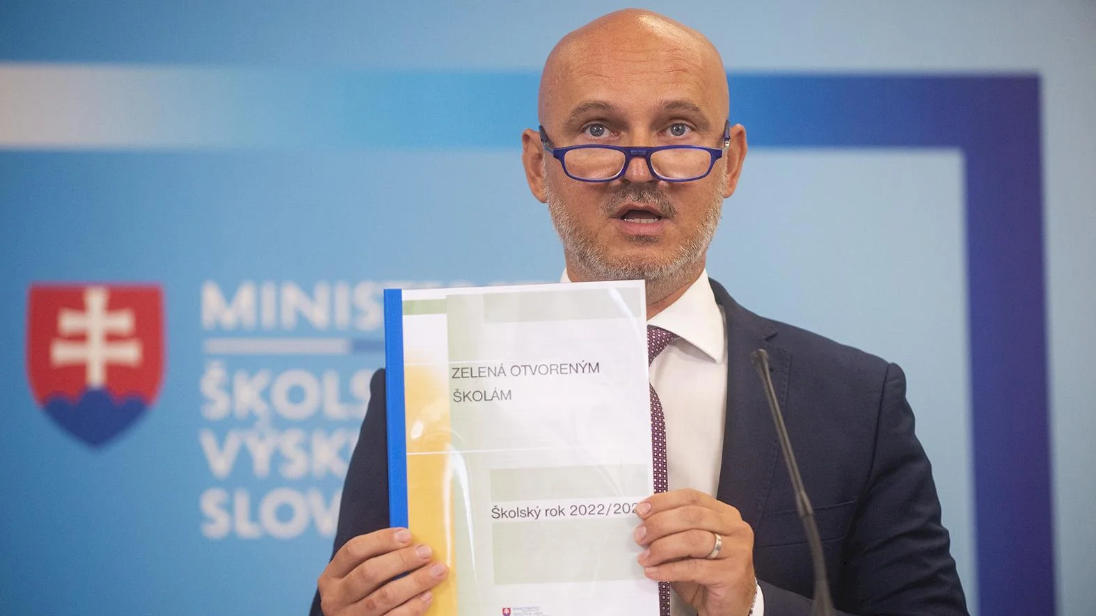 Školy budú fungovať bez zásadných covidových obmedzení