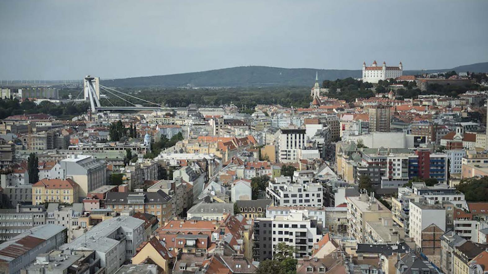Mestské bazáre sa zmenia na stabilné centrum opätovného použitia